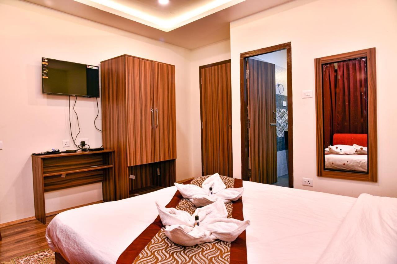 Rufina Palm Bliss Hotel เปลลิง ภายนอก รูปภาพ